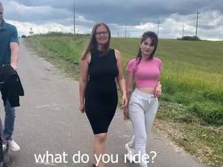 Пизда вытекающей спермой крупно thread